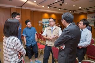 Discussion during coffee break